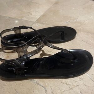 AUTHENTIC Vera Wang Glossy Black Sandals Italy